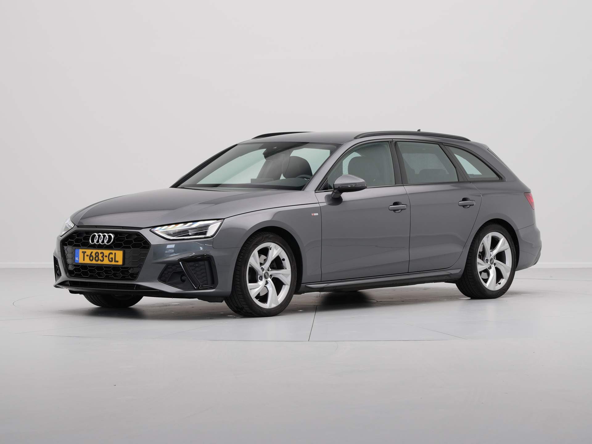 Audi - A4 Avant 35 TFSI 150pk S edition S Line - 2023