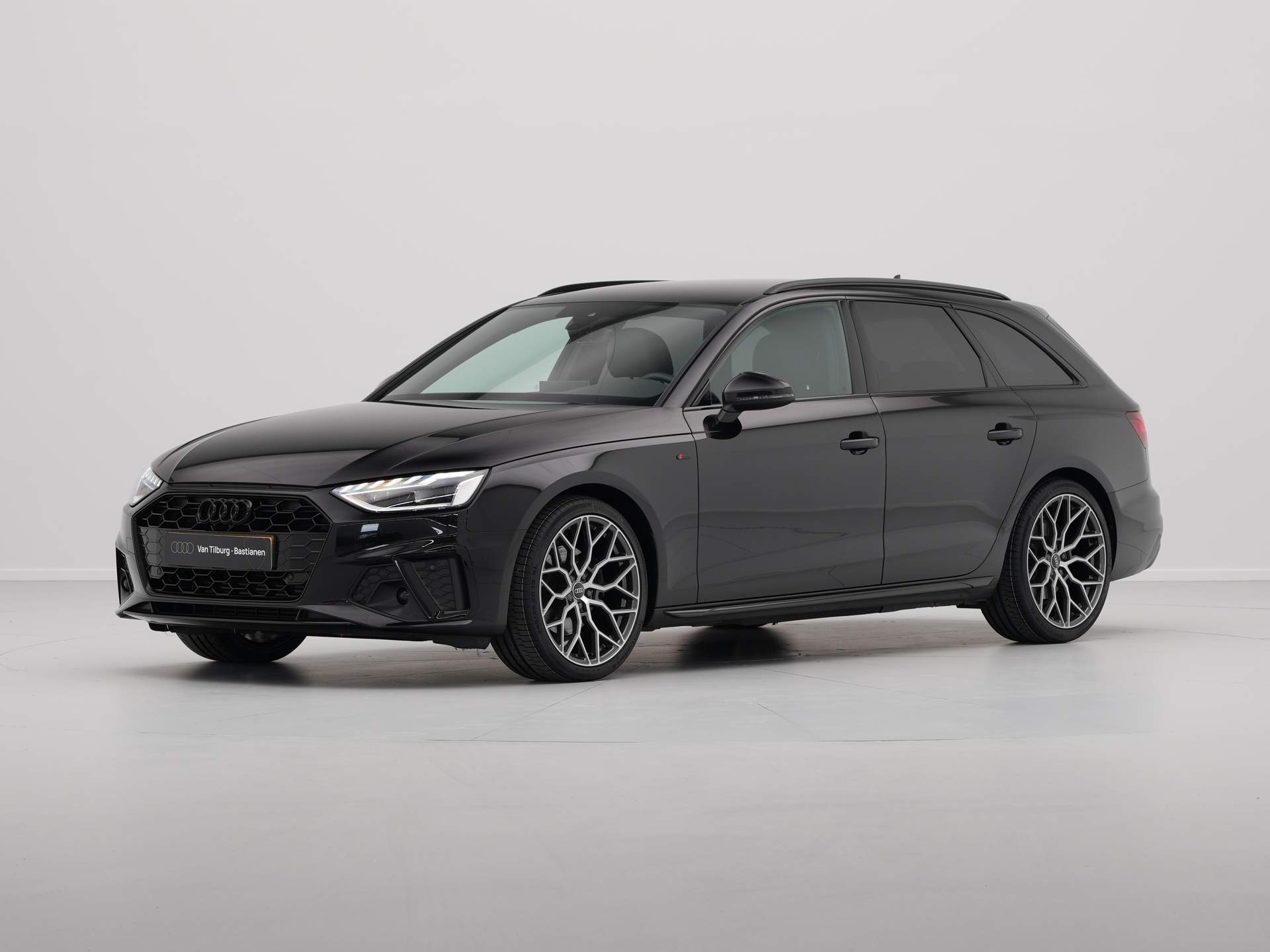 Audi - A4 Avant 35 TFSI S edition - 2023