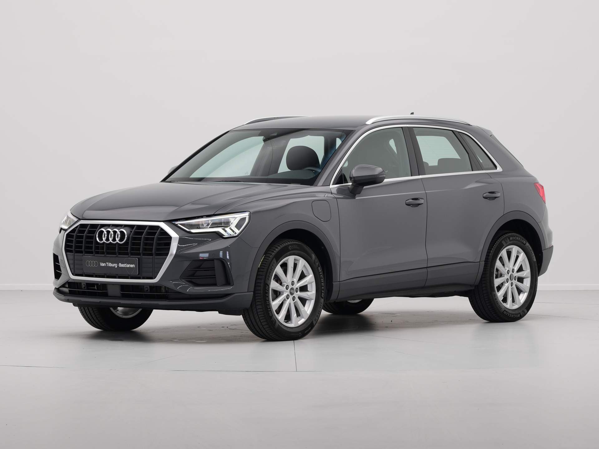 Audi - Q3 45 TFSI e edition - 2021