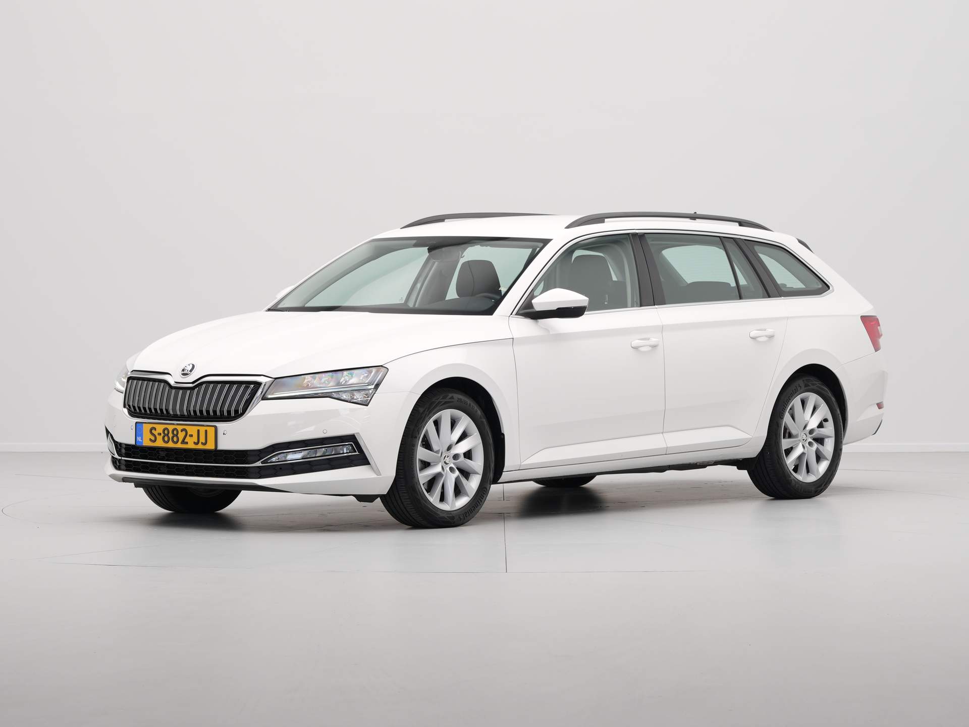 Škoda - Superb Combi 1.4 TSI iV 204pk DSG Business Edition Plus - 2020