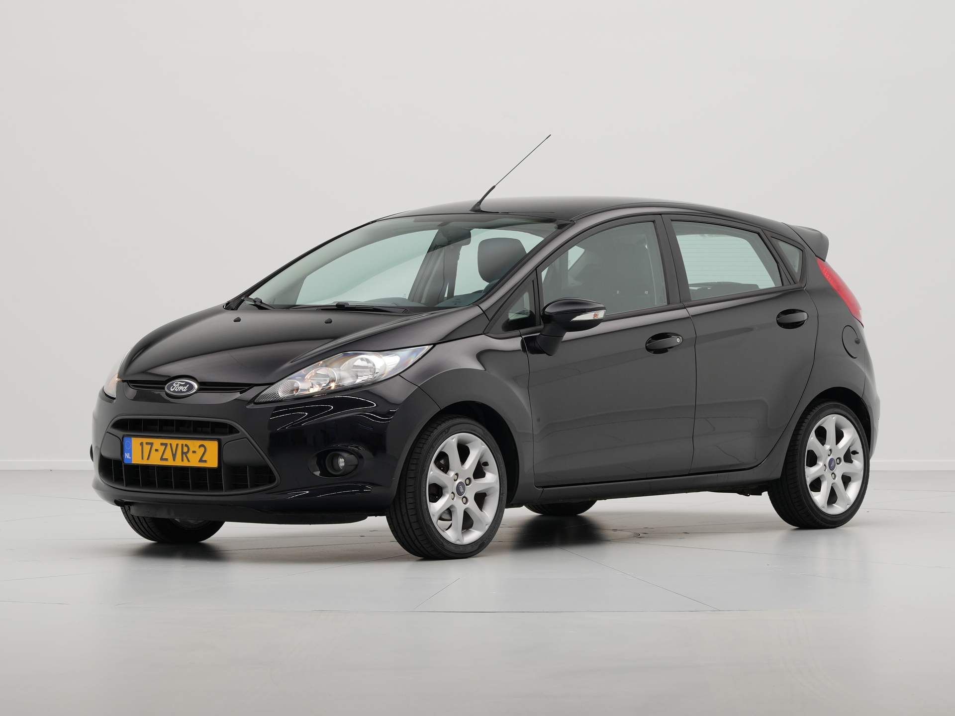 Ford - Fiesta 1.25 Titanium - 2012